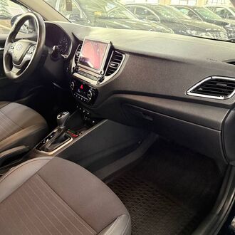 Hyundai SOLARIS 1.6 АТ Hyundai SOLARIS 1.6 АТ