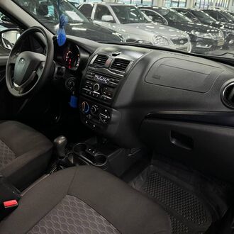 LADA Granta 1.6 MT ( 89 л.с)