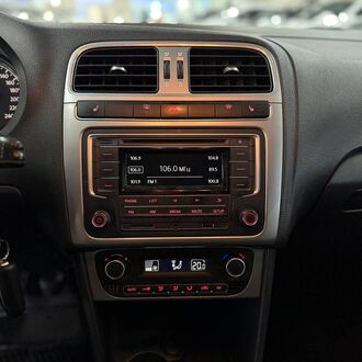 Volkswagen Polo 1.6 MT ( 110 л.с)