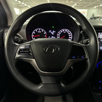 Hyundai Solaris 1.6 AT ( 123 л.с) Hyundai Solaris 1.6 AT ( 123 л.с)