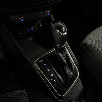 Hyundai Solaris 1.6 AT ( 123 л.с) Hyundai Solaris 1.6 AT ( 123 л.с)