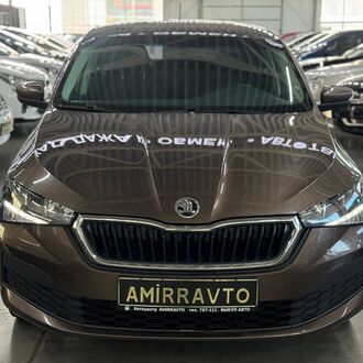 Skoda Rapid 1.6 AT ( 110л.с)