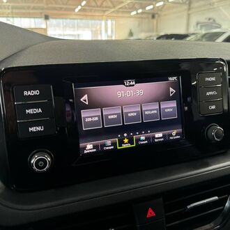 Skoda Rapid 1.6 AT ( 110л.с) Skoda Rapid 1.6 AT ( 110л.с)