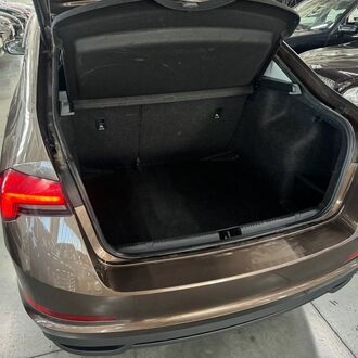 Skoda Rapid 1.6 AT ( 110л.с) Skoda Rapid 1.6 AT ( 110л.с)