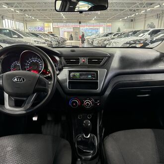 KIA RIO 1.6 MT ( 115л.с) KIA RIO 1.6 MT ( 115л.с)