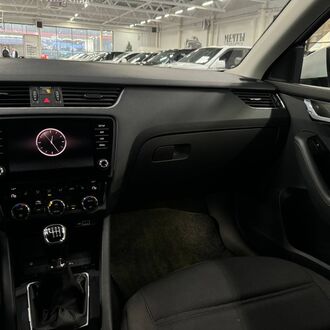 Skoda Octavia A7 1.4 MT( 150 л.с) Skoda Octavia A7 1.4 MT( 150 л.с)