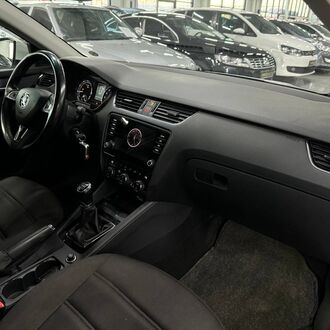 Skoda Octavia A7 1.4 MT( 150 л.с) Skoda Octavia A7 1.4 MT( 150 л.с)