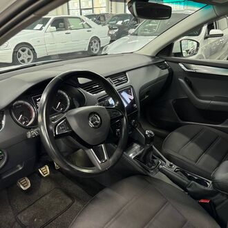 Skoda Octavia A7 1.4 MT( 150 л.с) Skoda Octavia A7 1.4 MT( 150 л.с)