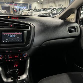 KIA CEED 1.6 AT ( 130 л.с) KIA CEED 1.6 AT ( 130 л.с)