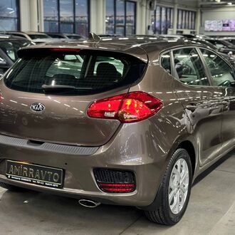 KIA CEED 1.6 AT ( 130 л.с) KIA CEED 1.6 AT ( 130 л.с)