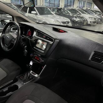 KIA CEED 1.6 AT ( 130 л.с) KIA CEED 1.6 AT ( 130 л.с)