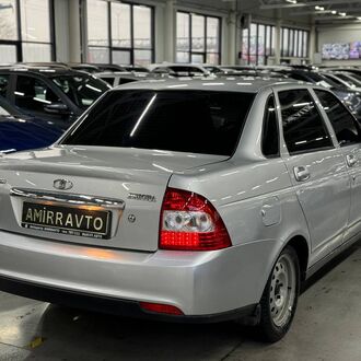Lada (ВАЗ) Priora 1.6 MT( 106 л.с) Lada (ВАЗ) Priora 1.6 MT( 106 л.с)