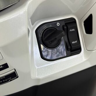 Honda PCX( 125 см³ ) Honda PCX( 125 см³ )