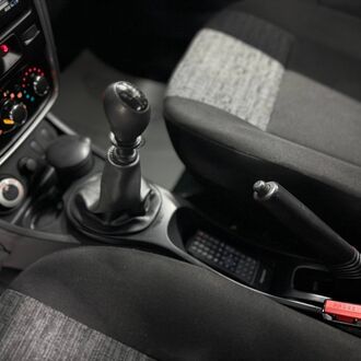 Renault Duster 1.6 MT 4WD(102 л.с) Renault Duster 1.6 MT 4WD(102 л.с)