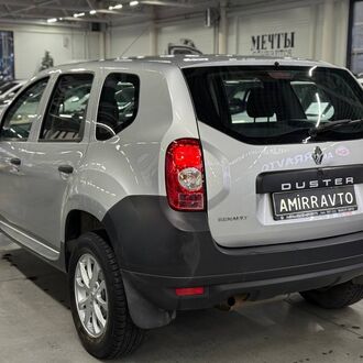 Renault Duster 1.6 MT 4WD(102 л.с) Renault Duster 1.6 MT 4WD(102 л.с)