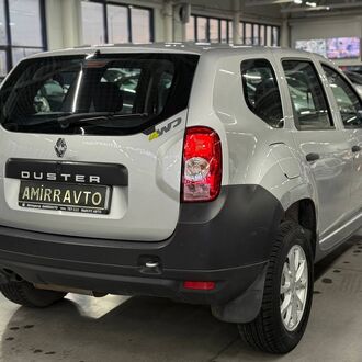 Renault Duster 1.6 MT 4WD(102 л.с) Renault Duster 1.6 MT 4WD(102 л.с)