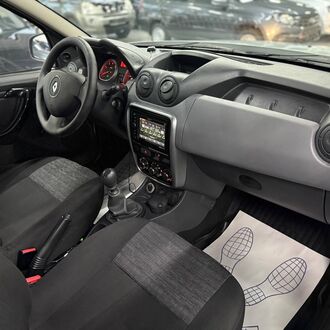 Renault Duster 1.6 MT 4WD(102 л.с) Renault Duster 1.6 MT 4WD(102 л.с)