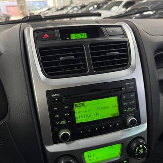 KIA SPORTAGE 2.0 MT полный привод!!! ( 141л.с) KIA SPORTAGE 2.0 MT полный привод!!! ( 141л.с)