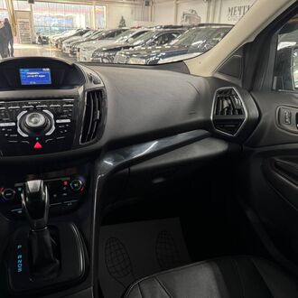 Ford Kuga II 1.6 AT 4WD (182 л.с.) Ford Kuga II 1.6 AT 4WD (182 л.с.)