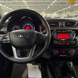 KIA RIO 1.6 AT ( 123 л.с.) KIA RIO 1.6 AT ( 123 л.с.)