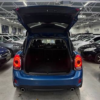 Mini Countryman 2.0 AT AWD (231 л.с.) Mini Countryman 2.0 AT AWD (231 л.с.)