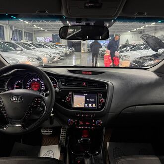 KIA Ceed 1.6 AT( 130 л.с.) KIA Ceed 1.6 AT( 130 л.с.)