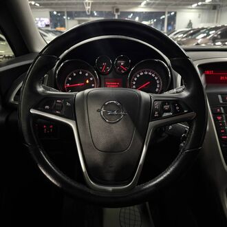 Opel Astra 1.6 МT( 115 л.с.) Opel Astra 1.6 МT( 115 л.с.)