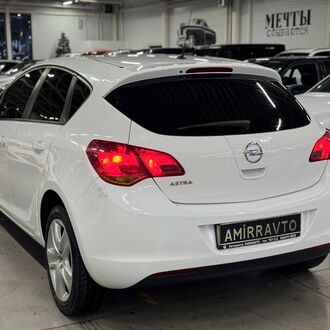 Opel Astra 1.6 МT( 115 л.с.) Opel Astra 1.6 МT( 115 л.с.)