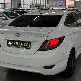 Hyundai Solaris 1.4 MT ч Hyundai Solaris 1.4 MT ч
