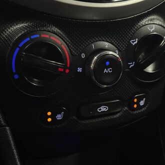 Hyundai Solaris 1.4 MT ч Hyundai Solaris 1.4 MT ч