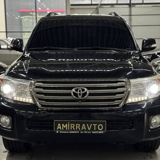 Toyota Land Cruiser 200 4.5 AT Diesel ( 235 л.с.)