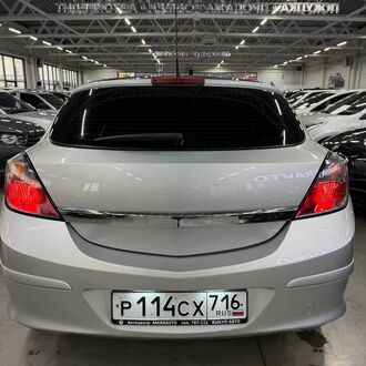 Opel Astra H GTC 1.6 AT ( 105 л.с.) Opel Astra H GTC 1.6 AT ( 105 л.с.)