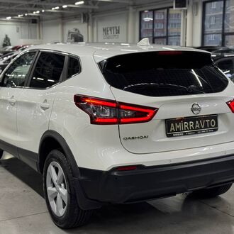 Nissan Qashqai 2.0 CVT(144 л.с) Nissan Qashqai 2.0 CVT(144 л.с)