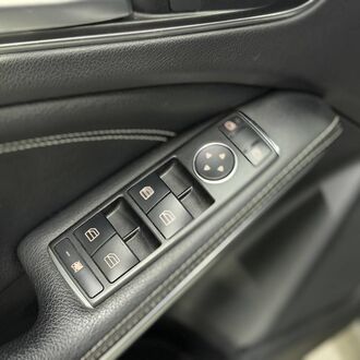 Mercedes-Benz GLA 1.6 AT ( 156 л.с.) Mercedes-Benz GLA 1.6 AT ( 156 л.с.)