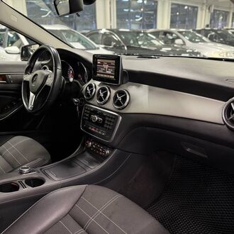 Mercedes-Benz GLA 1.6 AT ( 156 л.с.) Mercedes-Benz GLA 1.6 AT ( 156 л.с.)