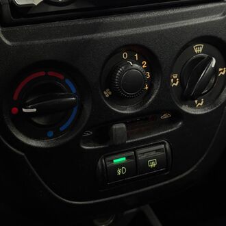 LADA GRANTA 1.6 MT ( 87 л.с.) LADA GRANTA 1.6 MT ( 87 л.с.)