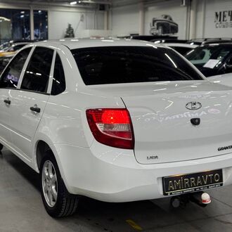 LADA GRANTA 1.6 MT( 87 л.с.)
