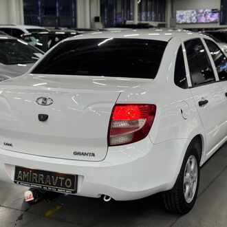 LADA GRANTA 1.6 MT( 87 л.с.)