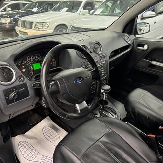 Ford Fusion 1.6 AT ( 100 л.с.)