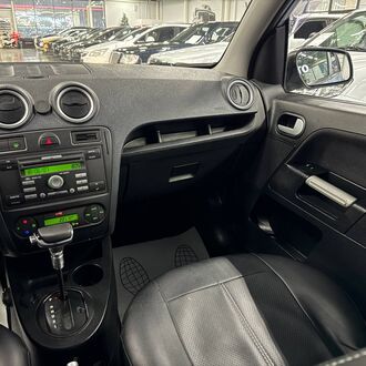 Ford Fusion 1.6 AT ( 100 л.с.)