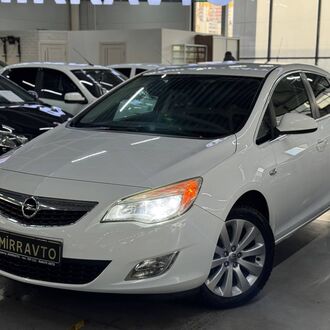 Opel Astra J 1.6 MT( 115 л.с.)