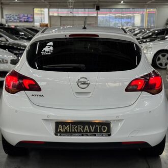 Opel Astra J 1.6 MT( 115 л.с.)