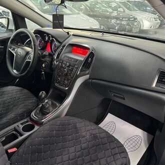 Opel Astra J 1.6 MT( 115 л.с.)