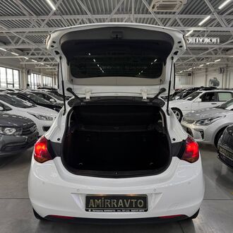 Opel Astra J 1.6 MT( 115 л.с.)