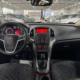 Opel Astra J 1.6 MT( 115 л.с.)