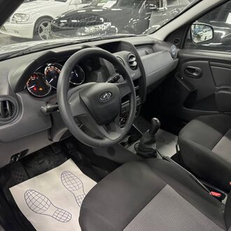 Lada LARGUS 1.6 MT( 89 л.с.)