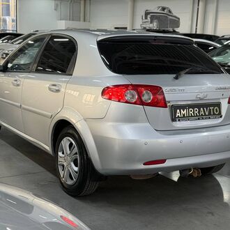 Chevrolet Lacetti 1.6 MT( 109л.с.)