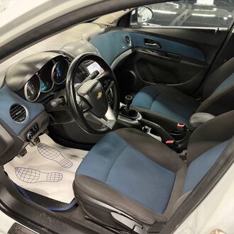 Chevrolet Cruze 1.8 MT (141л.с.)