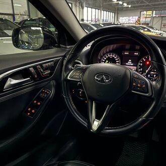 Infiniti QX30 H15 1.6 AMT( 150л.с.)