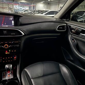 Infiniti QX30 H15 1.6 AMT( 150л.с.)